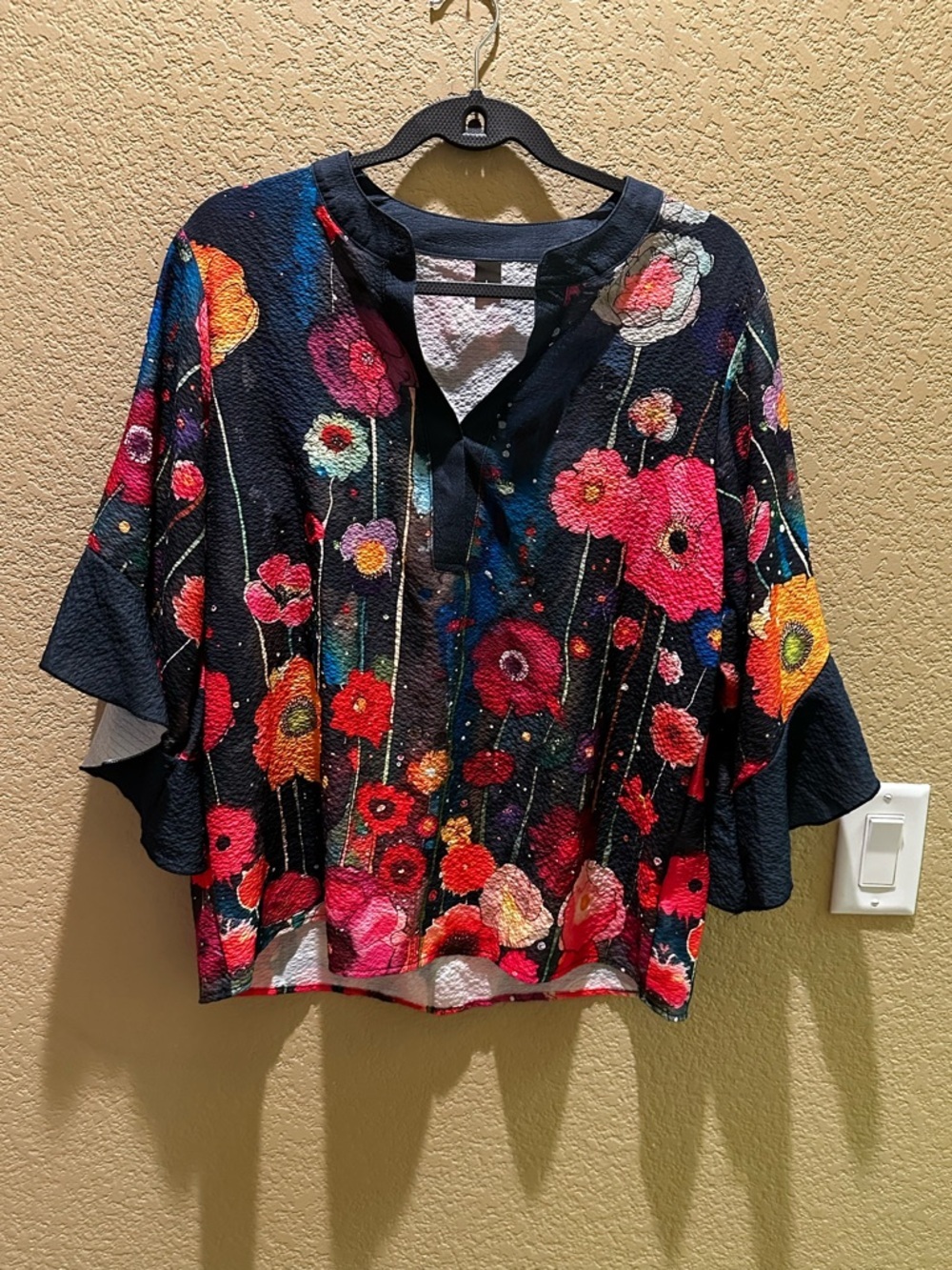 Floral Split-Neck Flutter Sleeve Top - Turquoise with Pink & Red Blooms - Picture 3 of 5